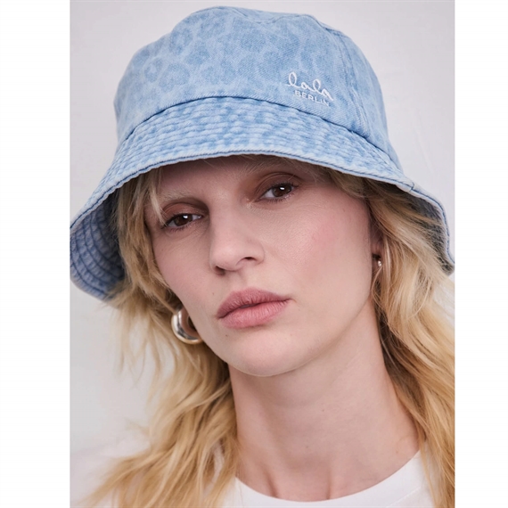 Lala Berlin Hannah Bucket Hat, Wash Blue Leo 
